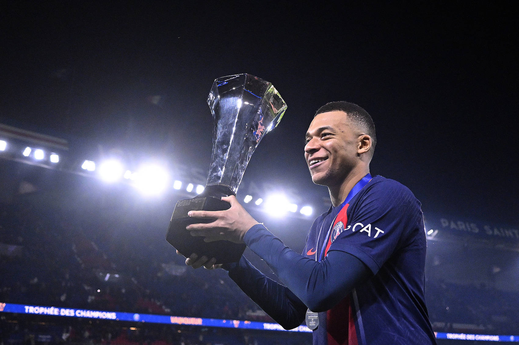 九游官方网站-里程碑夜迈阿密热火单刀错失；法国杯赛后刷纪录；悬念犹存；球探报告显示潜力的简单介绍-九游官方网站